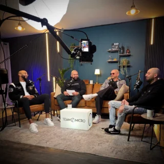 Instagram post from scalpkings. This post is in position 25.